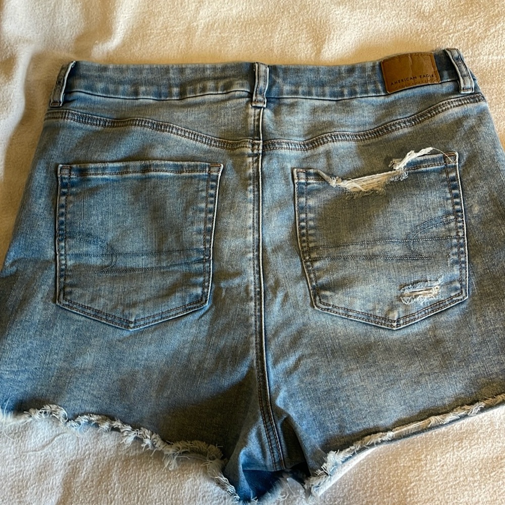 American Eagle curvy hi rise shortie